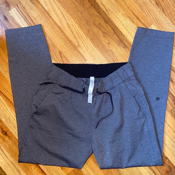 lululemon athletica Pants - Lululemon On The Fly 7/8 Pant 27”